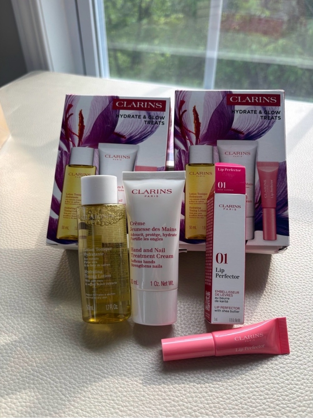 Clarins Hydrate & Glow Treats Set with Lip Perfector in Pink